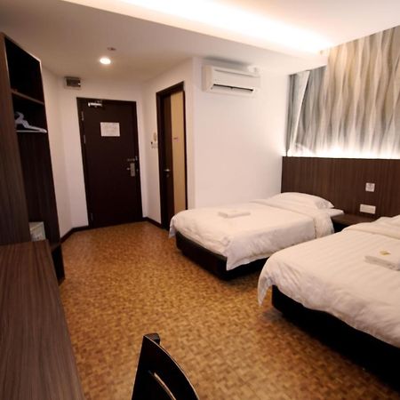 Pavilion Inn Miri Dış mekan fotoğraf
